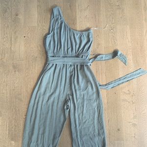 American Eagle one shoulder jumpsuit